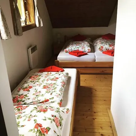 Drevenica Janosik 1 Horská chata Terchová