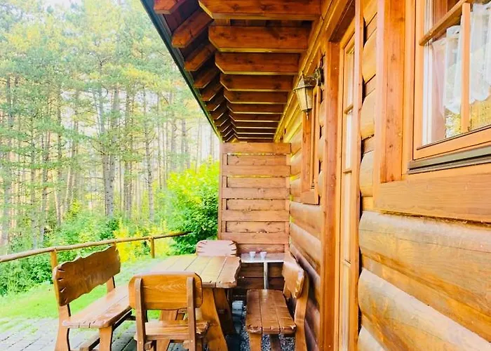 Drevenica Janosik 1 *