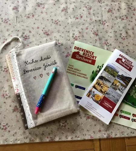 בקתה Drevenica Janosik 1 טרצ'ובה